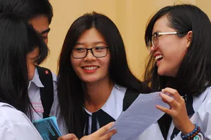 Đề thi tham khảo THPT nhẹ nhàng, ngắn gọn