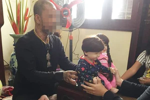 Trào lưu nuôi búp bê: Khi tín ngưỡng không có sự thức tỉnh