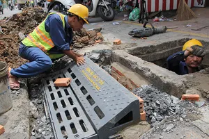 TP.HCM sắp thay đại trà hố ga thông minh