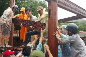 Tháo dỡ xong biệt phủ trái phép của đại gia vàng