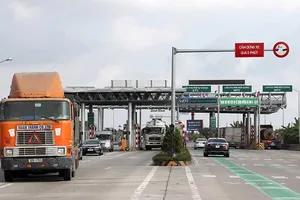 Chủ đầu tư BOT quốc lộ 10 hứa bồi thường đủ cho dân