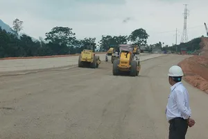 Gần 16.000 km quốc lộ quá hạn sửa chữa do thiếu vốn