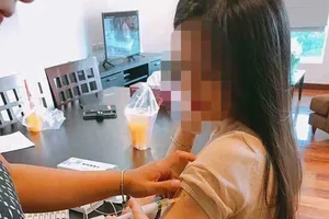 Rước HIV, viêm gan vì làm đẹp từ nhau thai người