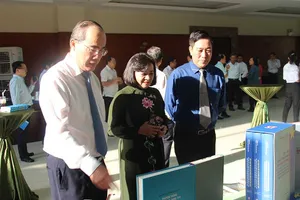 Phải mạnh mẽ đấu tranh trước các quan điểm sai trái