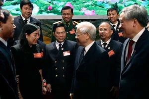 Hình phạt đối với bị cáo tham nhũng là sự cảnh báo nghiêm khắc