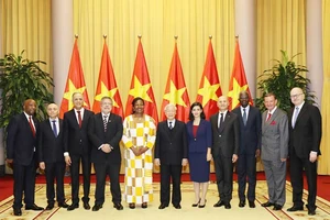 Tạo điều kiện thuận lợi cho các đại sứ hoàn thành nhiệm vụ