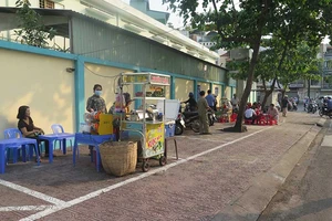 Dân yên tâm bán hàng rong, không lo bị đuổi