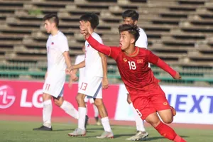 U-22 VN-U-22 Philippines (2-1): Thắng nhọc trong 4 phút!