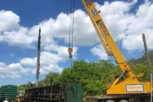 Tàu trật bánh, ngành đường sắt tiếp tục than khó