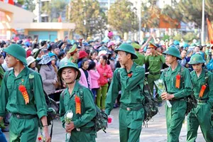 Hàng ngàn thanh niên TP.HCM lên đường nhập ngũ