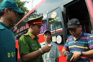 CSGT xử lý 82 người nghiện ôm vô lăng