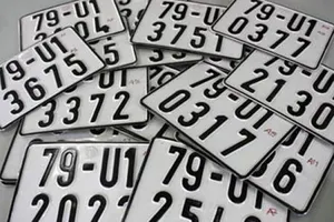 Dùng biển số giả để lưu thông, xử sao?