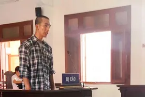 Viện truy tội lạm dụng, tòa quyết xử tham ô