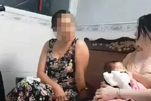 Muốn chủ tịch phường trả con thì phải kiện