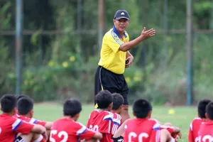 HLV Trần Minh Chiến không thất nghiệp