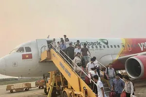 Không dễ săn vé máy bay hè giá rẻ