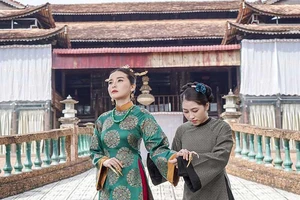 Bắt chước phim cung đấu, giải trí Việt nhận trái đắng