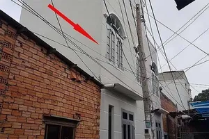 Nhà xây trên đất người khác: Quận sẽ tháo dỡ