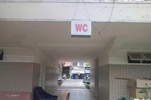 Đến Cần Thơ đi vệ sinh công cộng thật khổ!