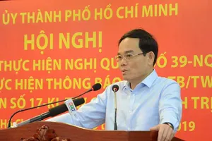 Đừng ‘tình cảm’ mới giảm được biên chế