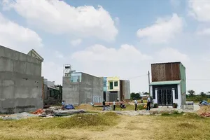 Vụ xây nhà lụi: Bình Chánh kỷ luật nhiều cán bộ