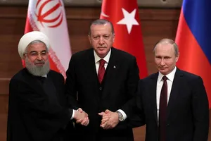 Đồng minh tức giận vì Mỹ cấm mua bán dầu Iran