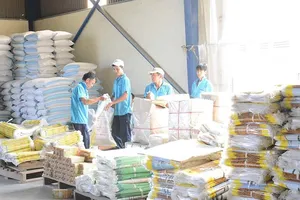 Nghịch lý: Thái Lan đòi mua gạo, doanh nghiệp Việt khó bán!