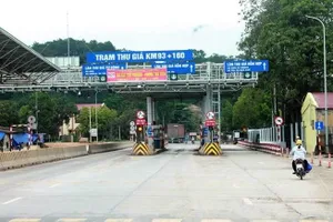 'Thu giá', 'thu tiền': Trạm gì cũng được miễn là minh bạch!