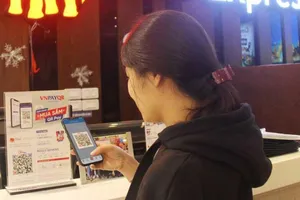 Ví điện tử cá nhân: Chỉ được xài 100 triệu/tháng?