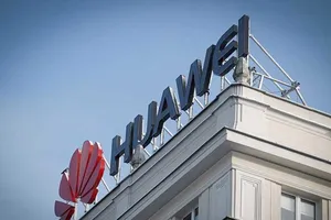 ‘Hãy chờ xem’ Trung Quốc trả đũa cho Huawei