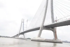 Hãy trả lại sự trong sạch cho cầu Vàm Cống!