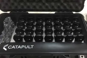 Đội tuyển Việt Nam làm quen thiết bị công nghệ cao