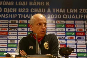 HLV của tuyển U-23 Thái Lan chưa mất ghế