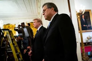 Tình báo Mỹ ‘phát hoảng’ vì lệnh giải mật của ông Trump