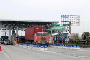 Nhiều hộ dân đòi bồi thường vì nhà nứt do thi công quốc lộ 10