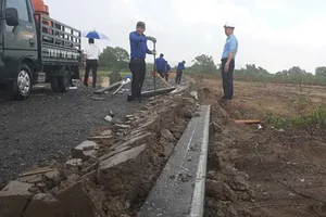 3 lần làm đường trái phép, lộ dấu hiệu tự lập dự án