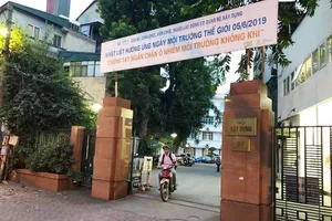 Tạm giữ 2 thanh tra bị tố ‘vòi’ tiền ở Vĩnh Phúc