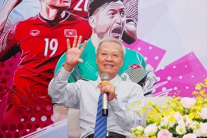 HLV Lê Thụy Hải và ‘hiệp đấu thứ 14’