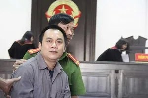 Bất ngờ vụ lùi xe Innova trên cao tốc