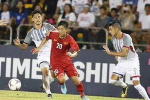 Sau Đình Trọng, Phan Văn Đức sang Singapore phẫu thuật