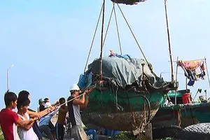 Chiều nay bão vào đất liền các tỉnh Bắc bộ