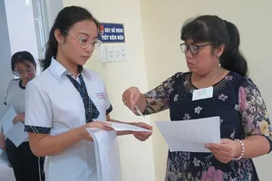 Hàng chục ngàn thí sinh ‘thở phào’ vào đại học