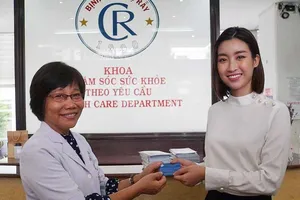 Hoa hậu Đỗ Mỹ Linh đăng ký hiến tạng