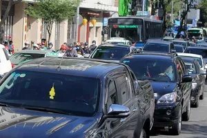 Băn khoăn đề xuất xây dựng 34 trạm thu phí ở TP.HCM