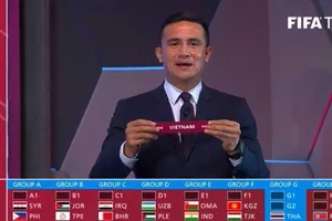 Bàn tay ‘ma thuật’ của Tim Cahill