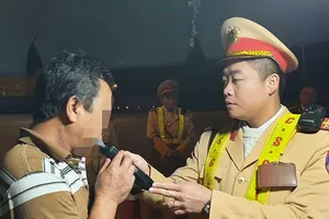 Có nên tước bằng lái vĩnh viễn tài xế nghiện ma túy?