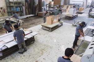 Hiểm họa từ đồ nội thất gỗ công nghiệp trôi nổi