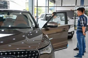 Ô tô Trung Quốc khó hút khách Việt