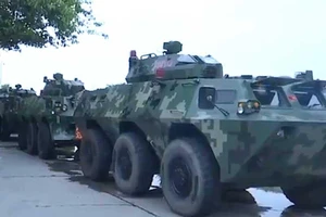 Vì sao Trung Quốc điều thiết giáp đến sát Hong Kong?