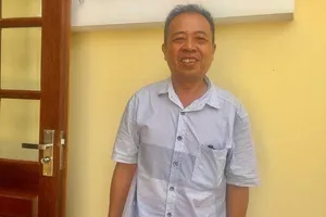 Tòa xử chủ tịch huyện thua kiện dân